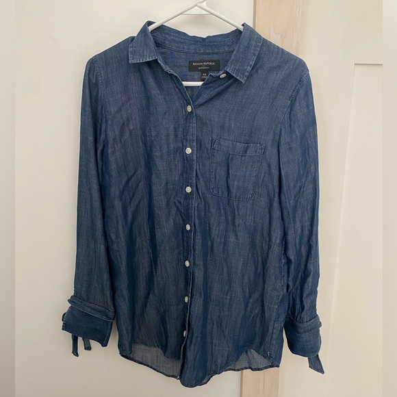 Banana Republic Tops - Banana Republic Denim Shirt / Blouse Sz. XS